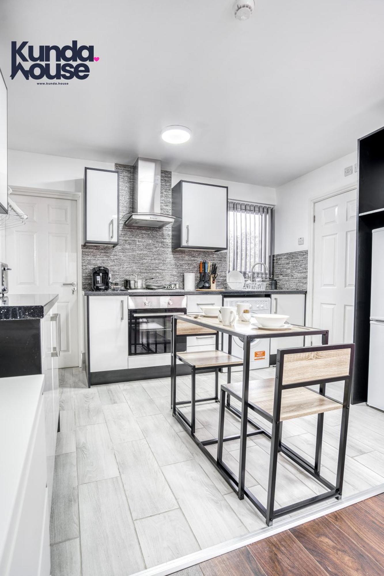 Cosy - Living Made Elegant - Birmingam