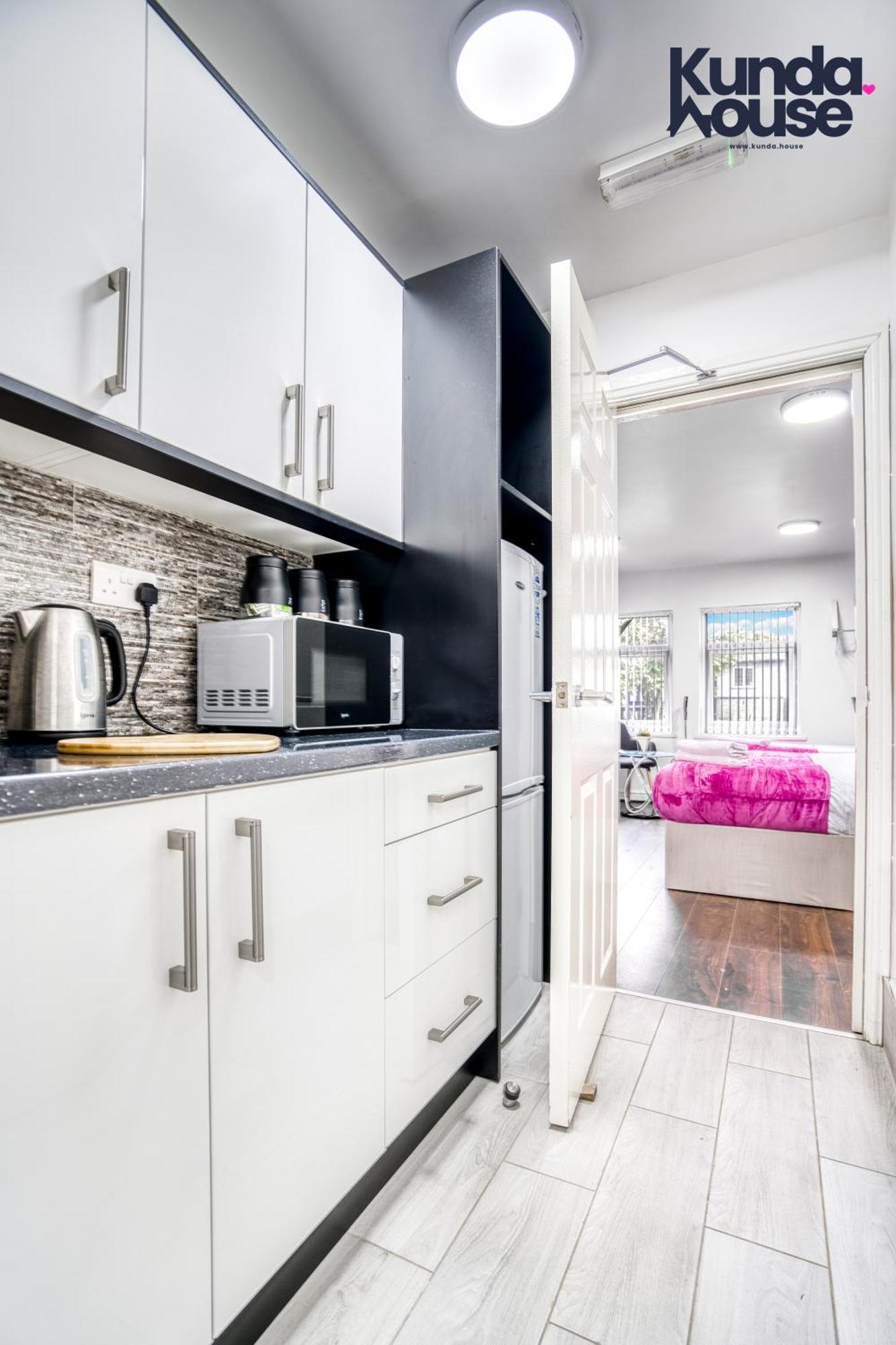 Cosy - Living Made Elegant - Birmingam